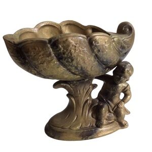 Ardco Cherub Holding a Shell Compote Soap Holder Trinket Dish